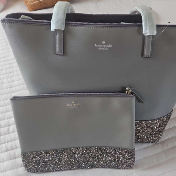 Kate Spade Gray and Silver Women\'s Tote and Pouch Set